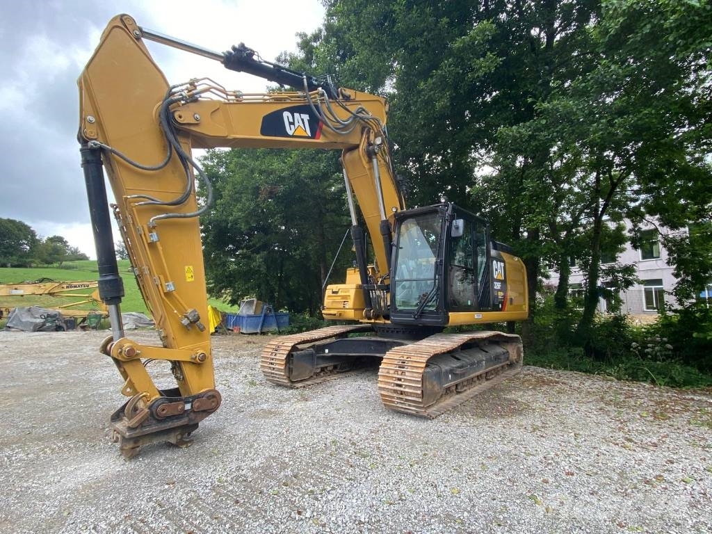 CAT 326 F Pásová rýpadla
