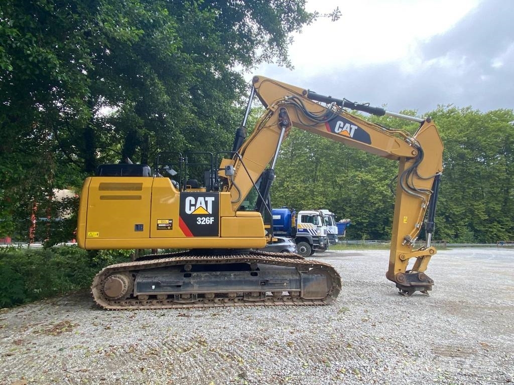 CAT 326 F Pásová rýpadla