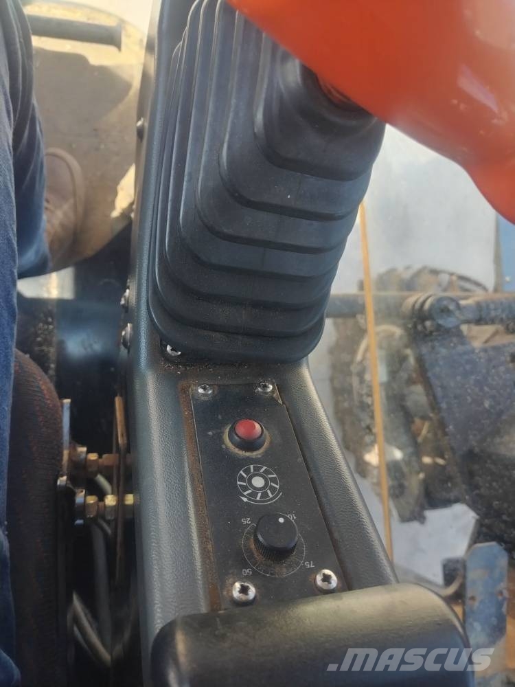 New Holland VL 620 ماكينات حصد الكروم