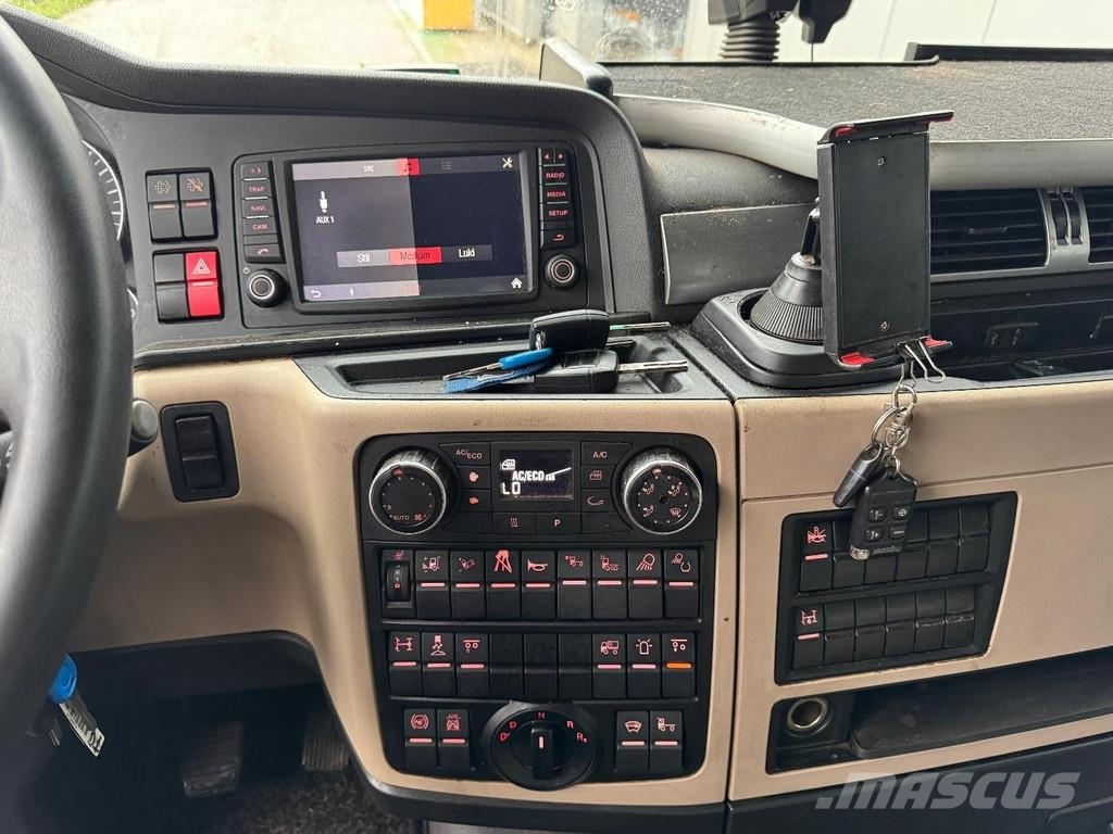 MAN TGX 26.470 6X2 EURO 6 + TIPPER HYDRAULICS Motrici e Trattori Stradali