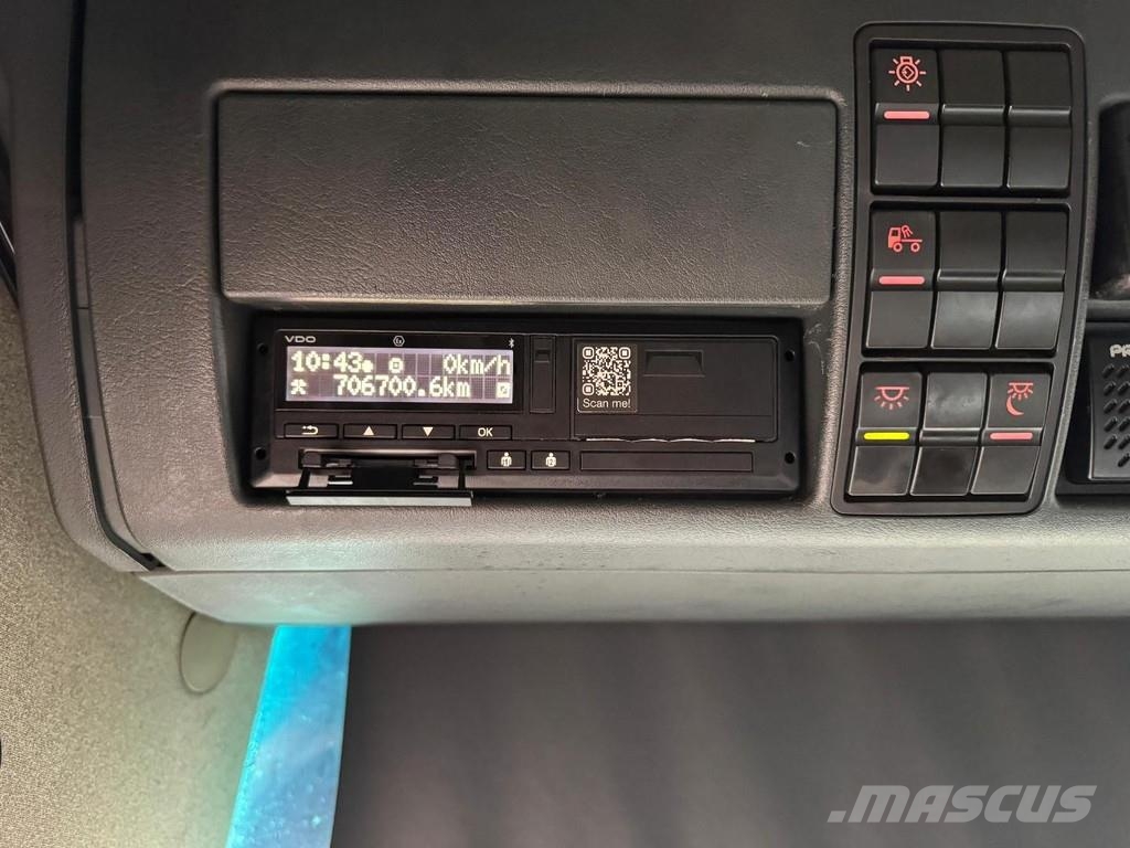 MAN TGX 26.470 6X2 EURO 6 + TIPPER HYDRAULICS Motrici e Trattori Stradali