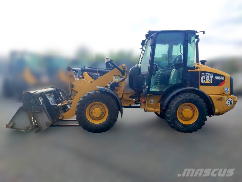 CAT 906M Radlader