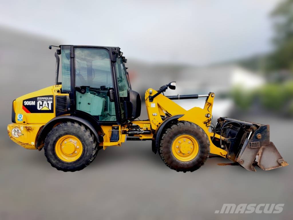 CAT 906M Radlader