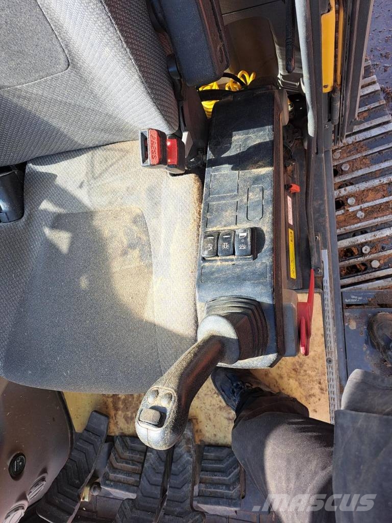 Volvo Penta EC220E 중형굴삭기 7톤-28톤