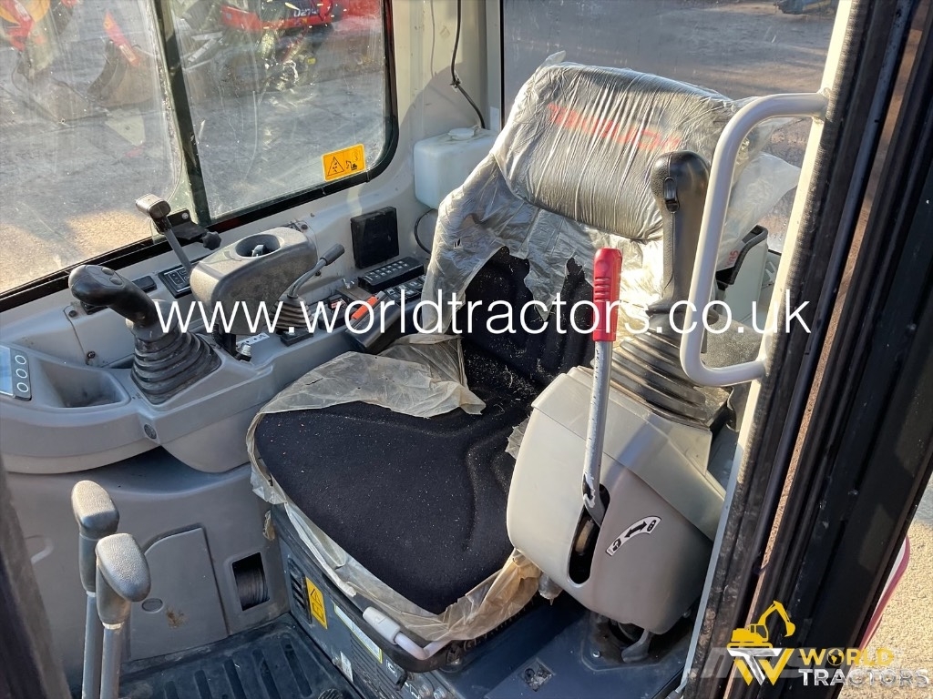 Takeuchi TB 225 Minigravere <7t