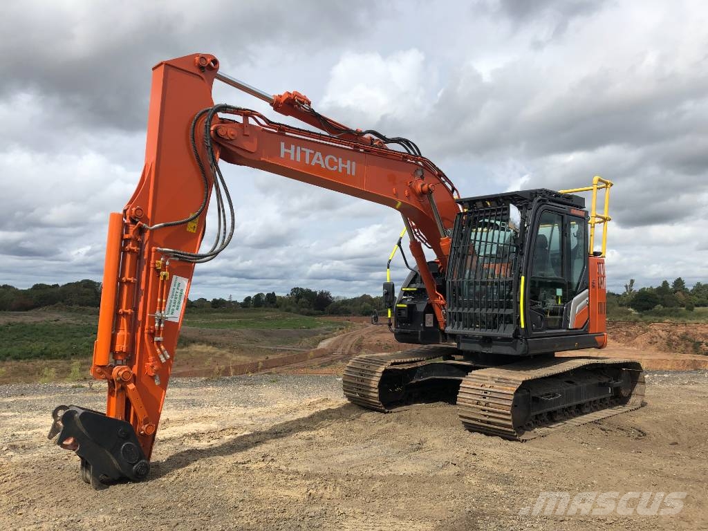 Hitachi ZX 135 US-7 Roomikekskavaatorid