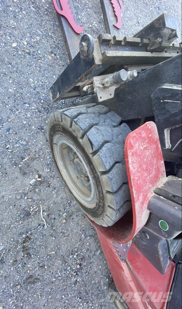 Manitou MI 30D Kmetijski teleskopski nakladalci