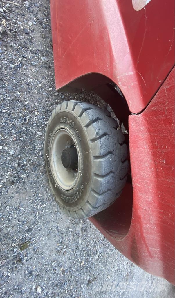 Manitou MI 30D Kmetijski teleskopski nakladalci