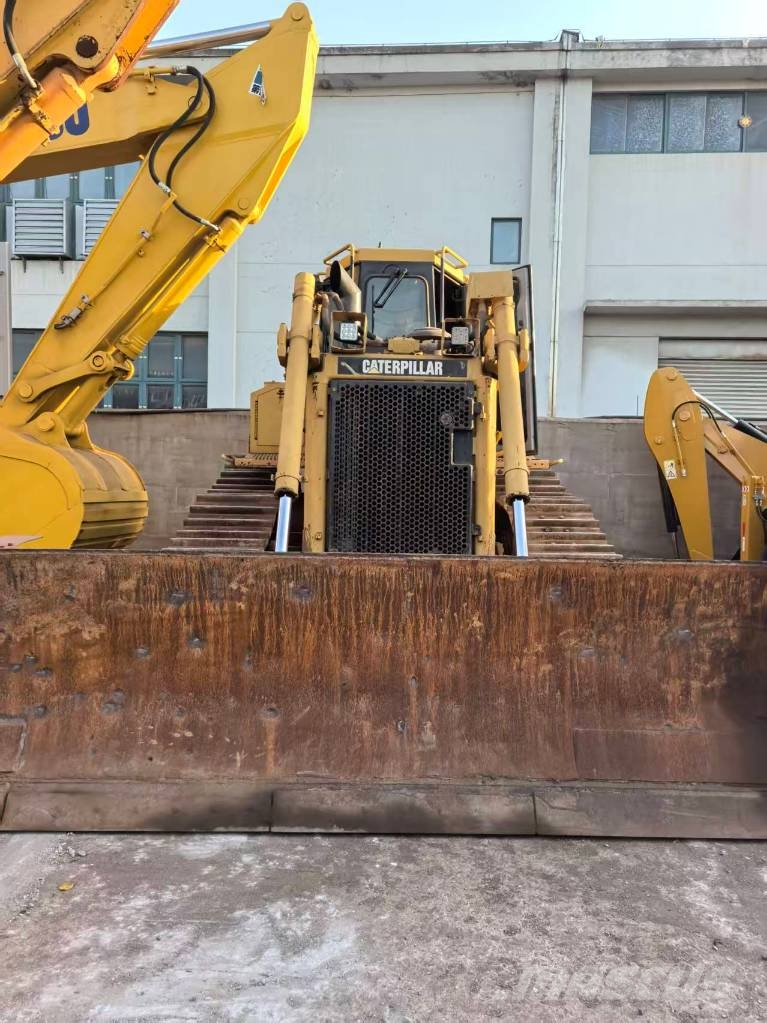 CAT D 6 R 履帶推土機