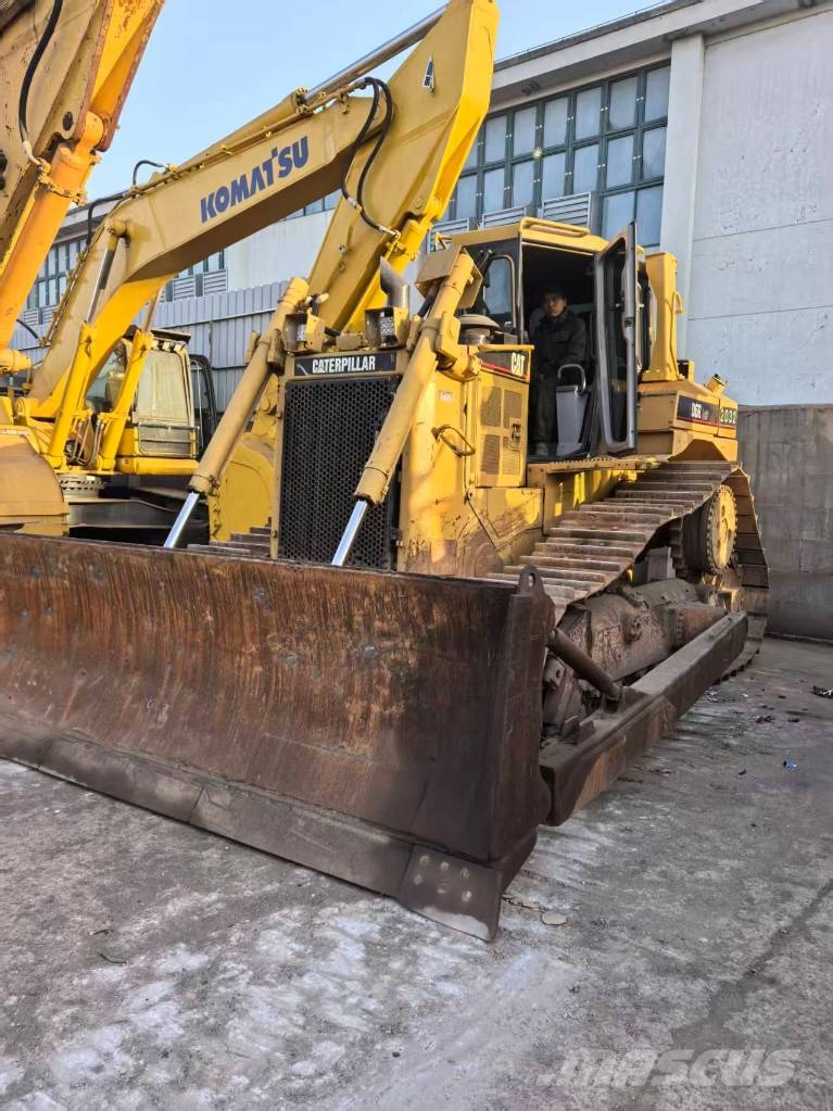 CAT D 6 R 履帶推土機