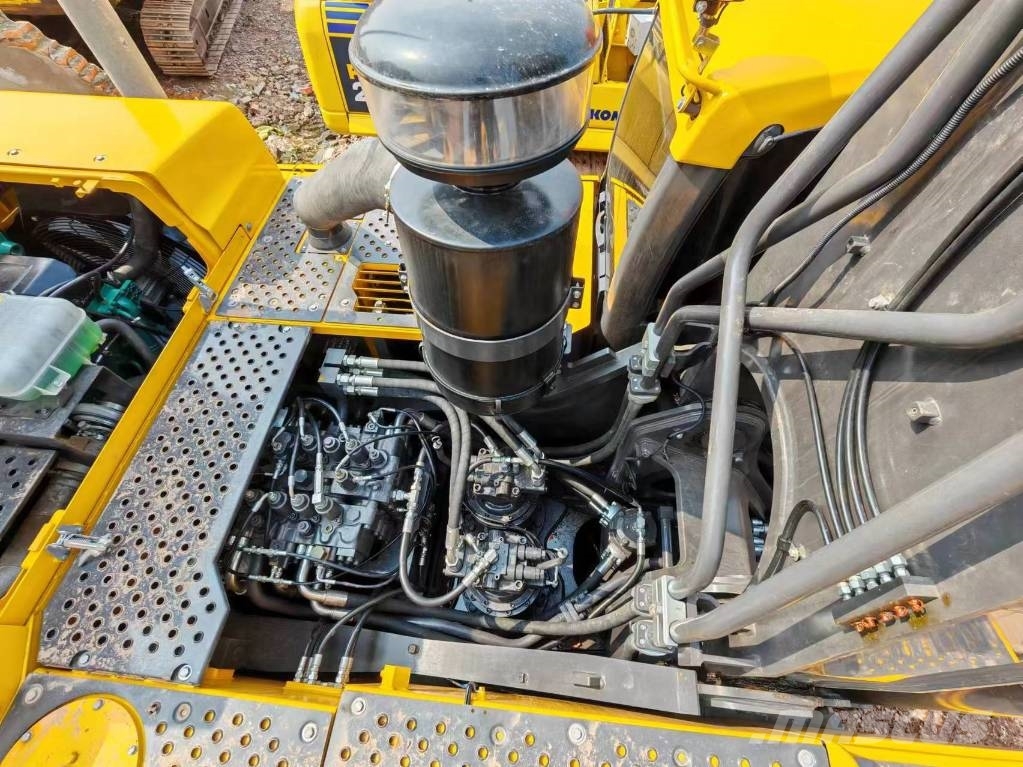 Volvo EC 480 D L Bageri guseničari