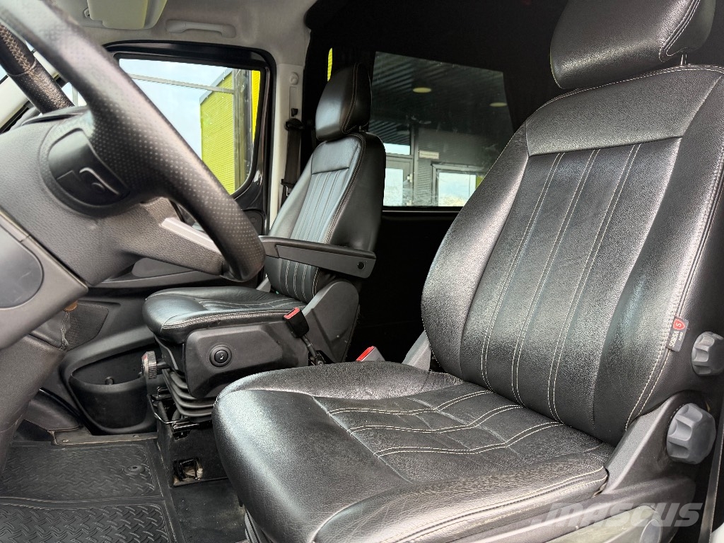 Iveco Daily 35S21 1+4 hlö Dostavna vozila / kombiji