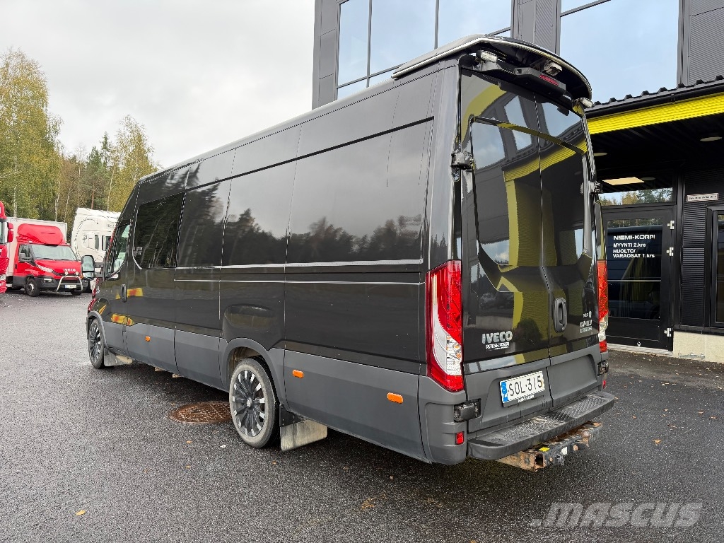Iveco Daily 35S21 1+4 hlö Dostavna vozila / kombiji