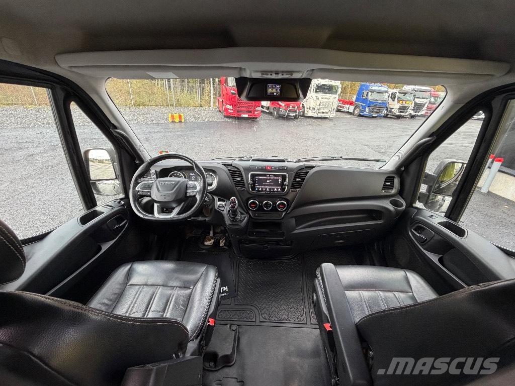 Iveco Daily 35S21 1+4 hlö Dostavna vozila / kombiji