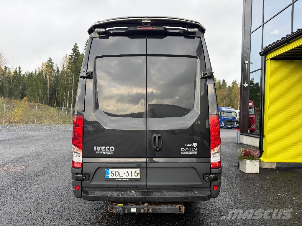 Iveco Daily 35S21 1+4 hlö Dostavna vozila / kombiji