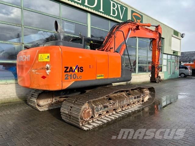 Hitachi ZX 210 LC-5B حفارات زحافة