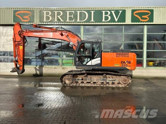 Hitachi ZX 210 LC-5B حفارات زحافة