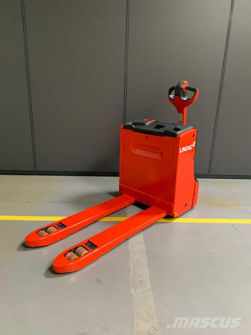 Linde T16 Ročni električni viličar