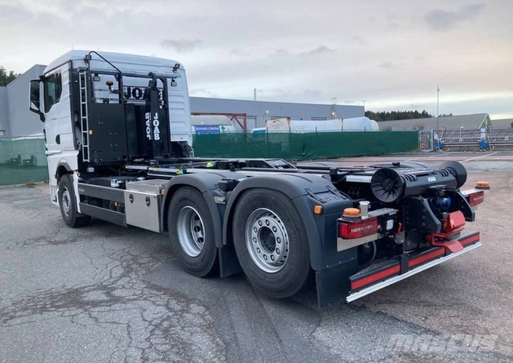MAN TGX 26.520 6x2-4 BL Камиони с кран с кука