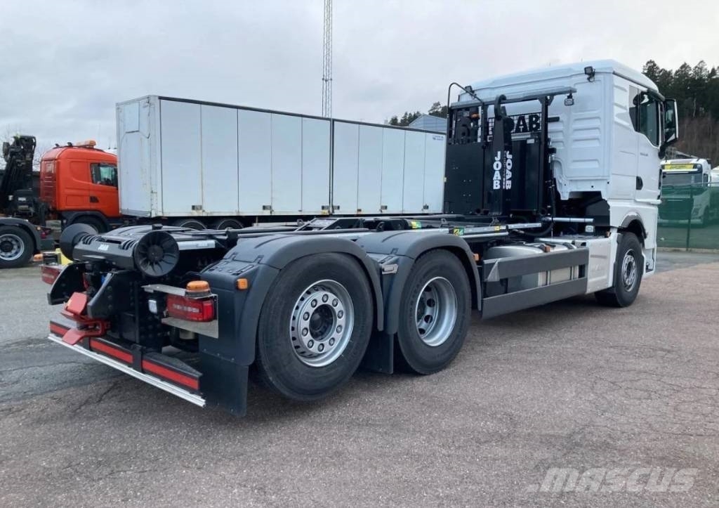 MAN TGX 26.520 6x2-4 BL Камиони с кран с кука