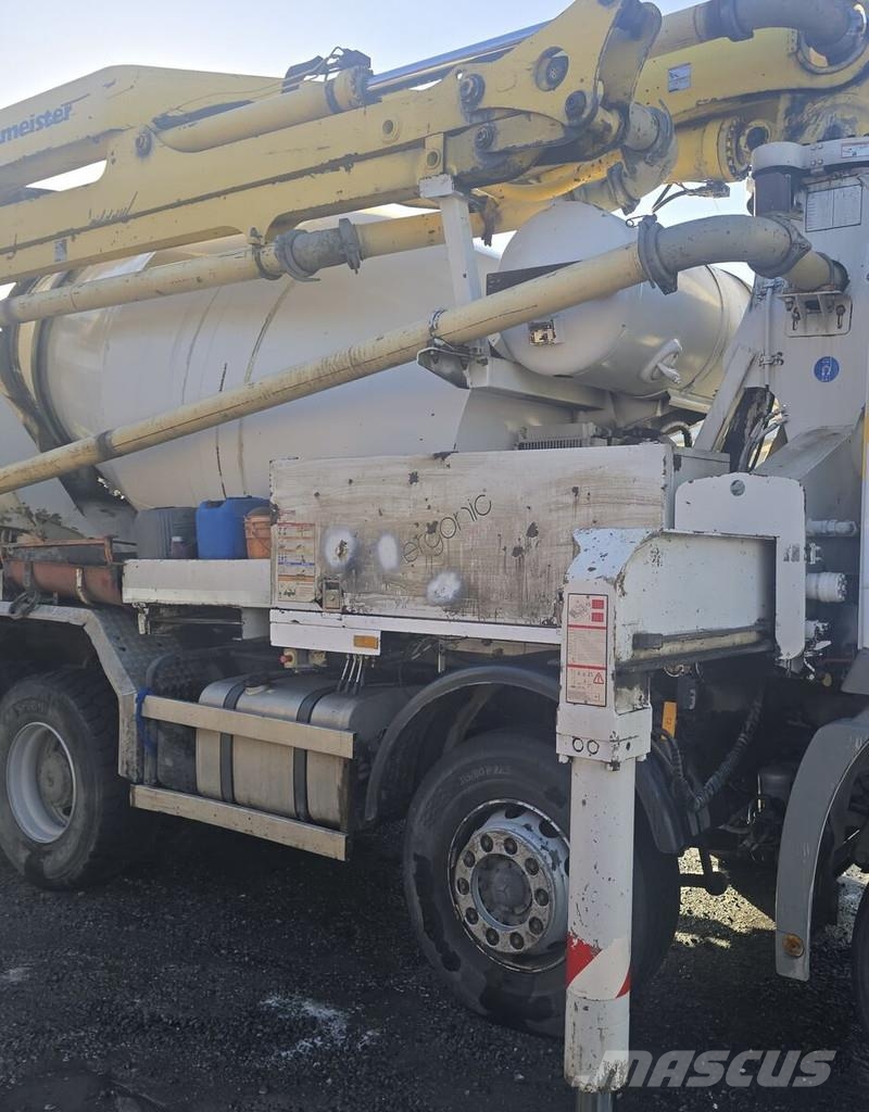 Putzmeister PUMI 24 on Mercedes Actros Betonpumpen