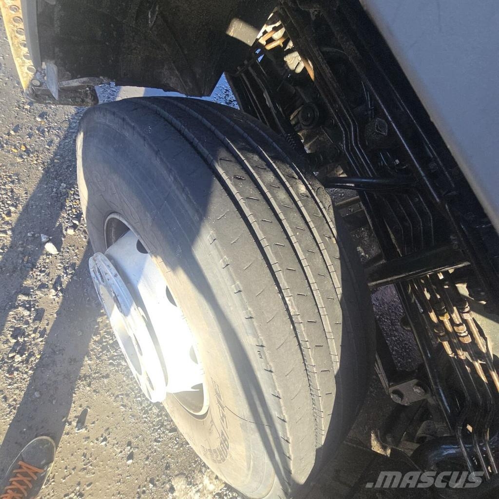 Putzmeister PUMI 24 on Mercedes Actros Betonpumpen