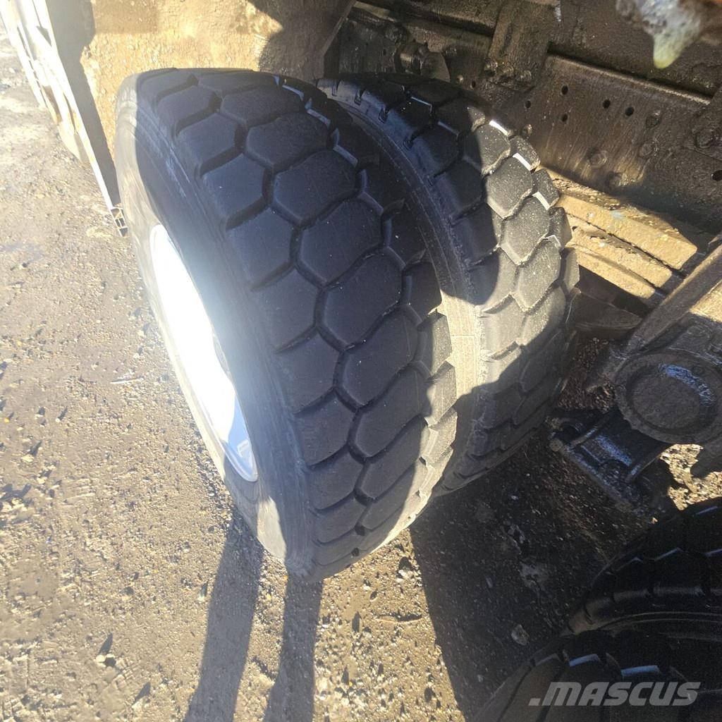 Putzmeister PUMI 24 on Mercedes Actros Betonpumpen