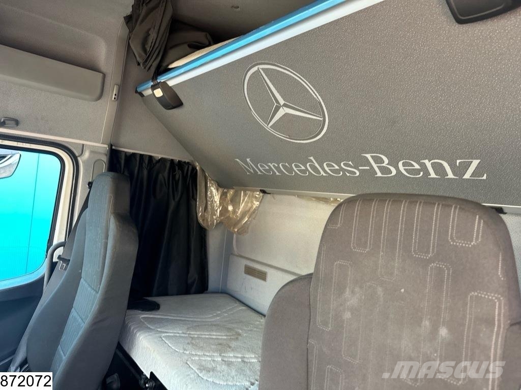 Mercedes-Benz Atego 1523 Umpikorikuorma-autot