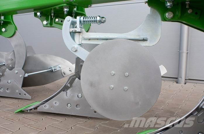Bomet U064/1 3+1 reversible plough LEO / pług obrotowy Reversible ploughs