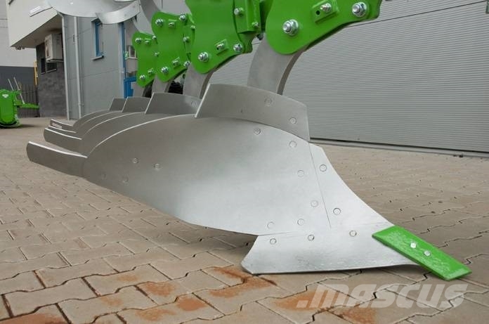 Bomet U064/1 3+1 reversible plough LEO / pług obrotowy Reversible ploughs