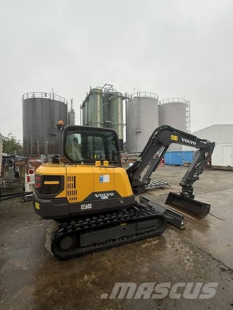 Volvo Kompaktbagger EC60E Mini excavadoras < 7t