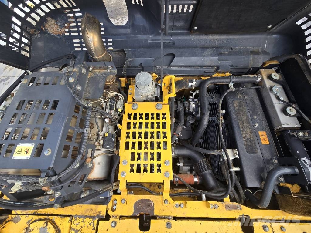 Komatsu PC 210 LC-11 Гусеничні екскаватори