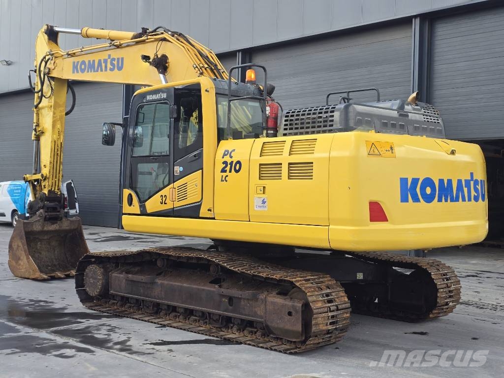 Komatsu PC 210 LC-11 Гусеничні екскаватори