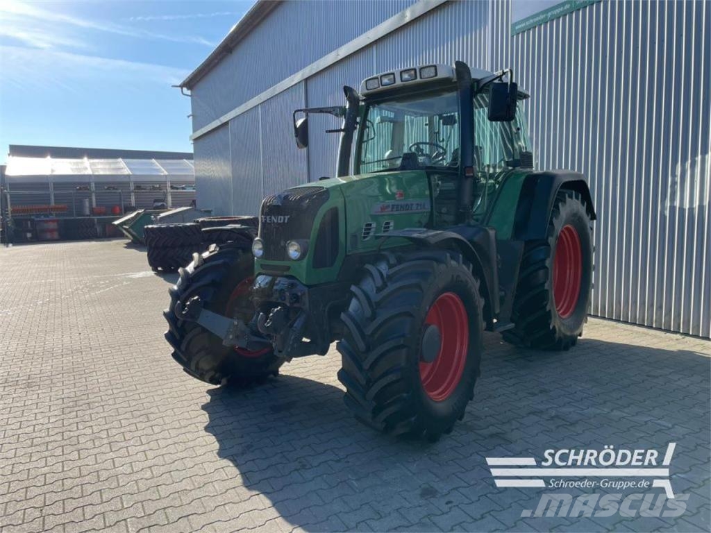 Fendt 714 VARIO الجرارات