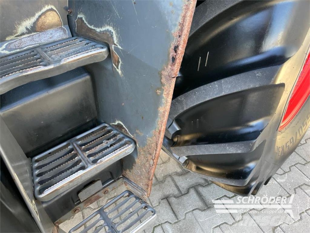 Fendt 714 VARIO الجرارات