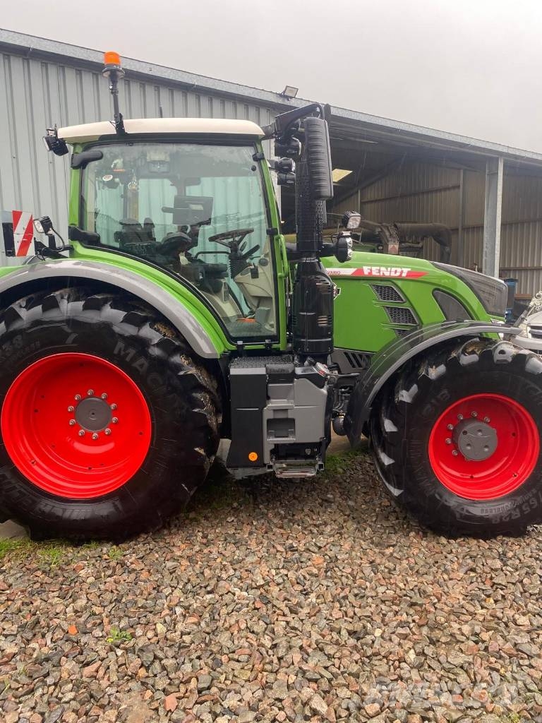 Fendt 724 Vario Gen6 Traktori
