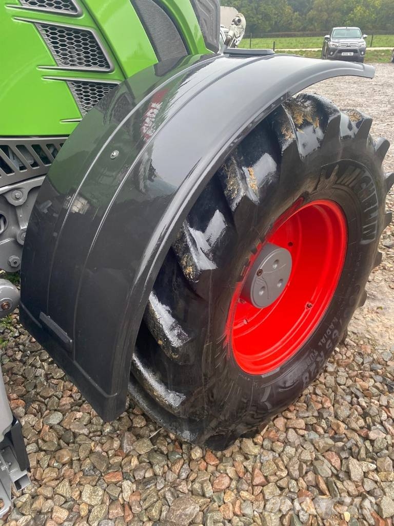 Fendt 724 Vario Gen6 Traktori
