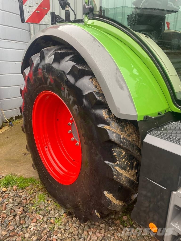 Fendt 724 Vario Gen6 Traktori