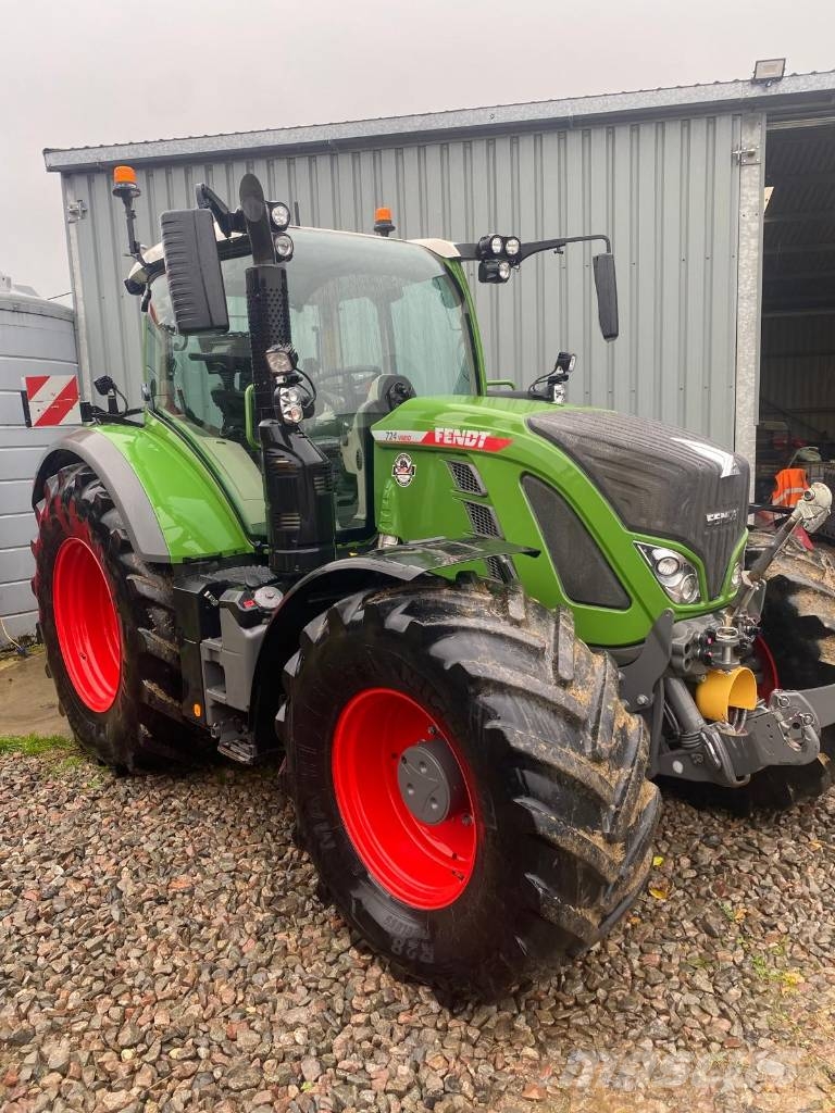 Fendt 724 Vario Gen6 Traktori