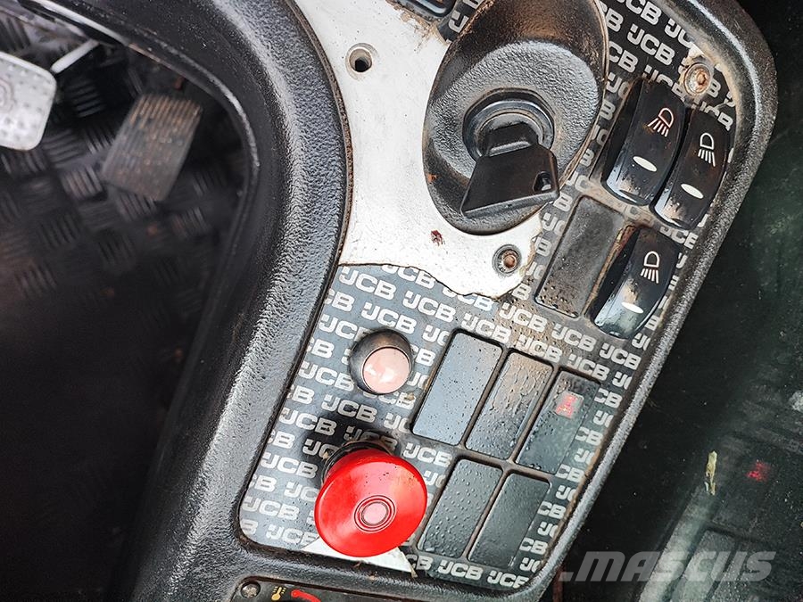 JCB TLT35D 4x4 テレスコーピックハンドラー