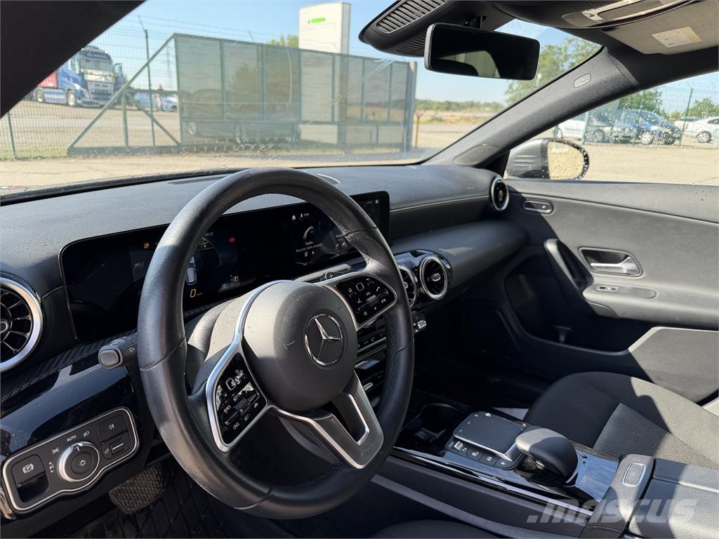 Mercedes-Benz Mercedes Benz CLA VIN 112 Automobili