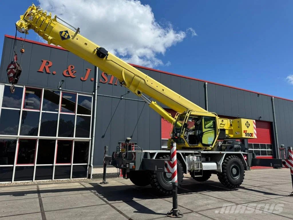 Grove RT 550 E Terrängkranar (Grov terräng)