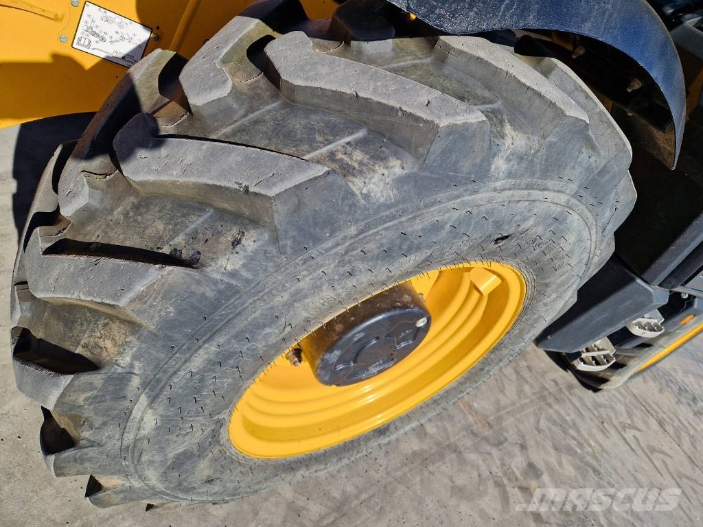 JCB 540-180 jak MT 1840 P613 Teleskoplæssere