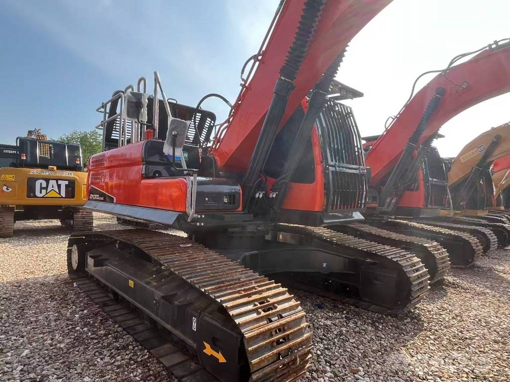 Doosan DX300LC-9C Roomikekskavaatorid