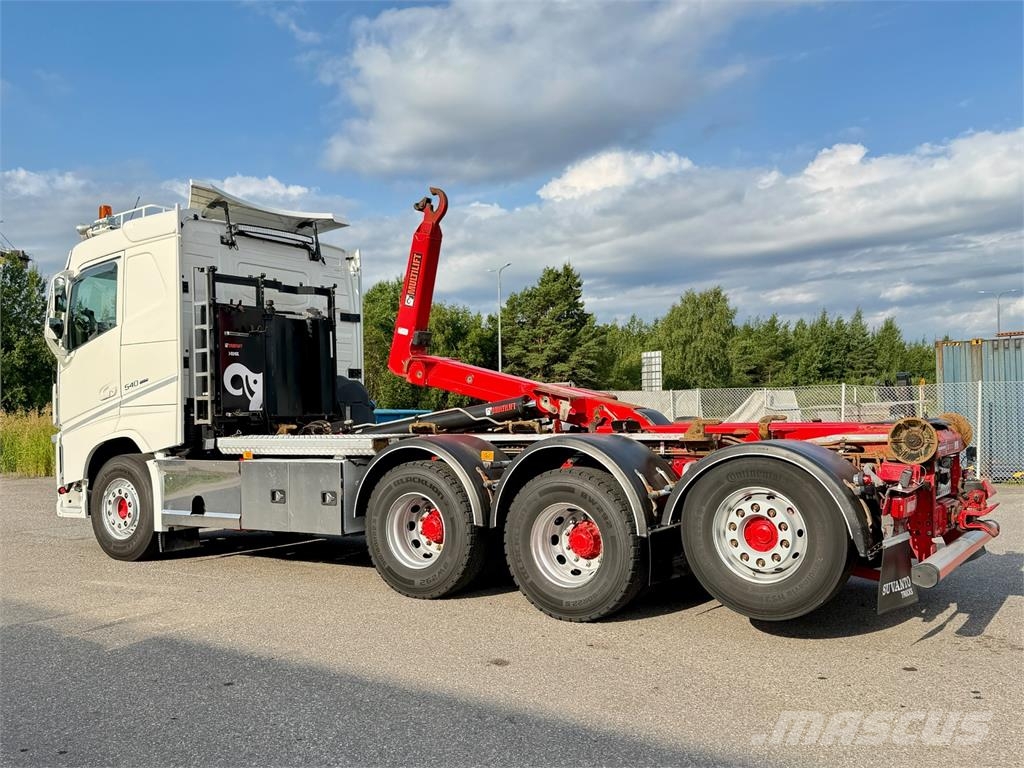 Volvo FH540 8x4*4 Camiones polibrazo