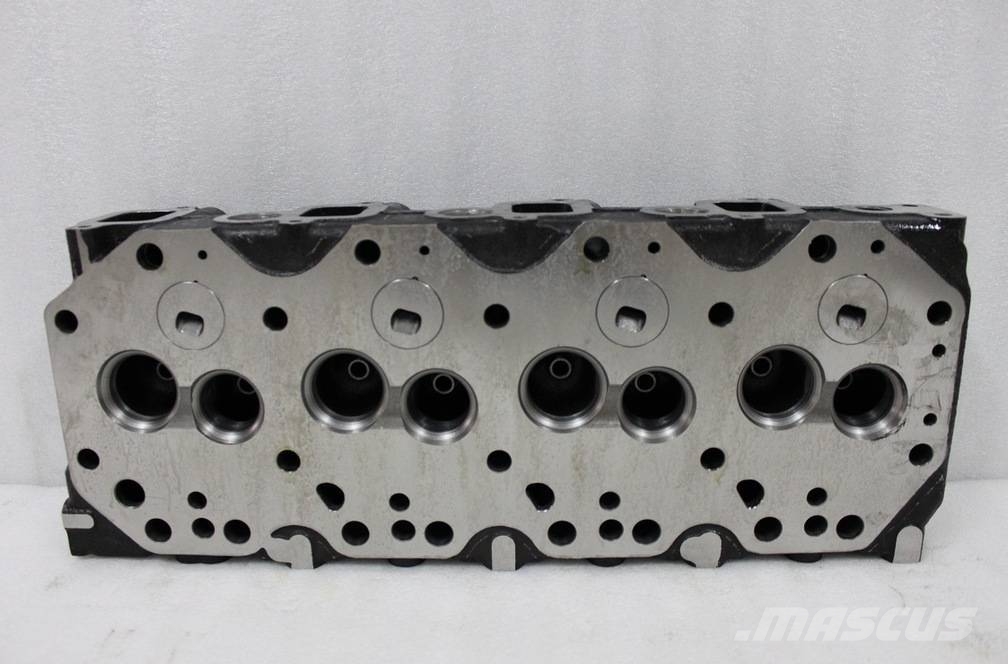 Deutz TCD2013L062V engine cylinder head 04291729 その他部品