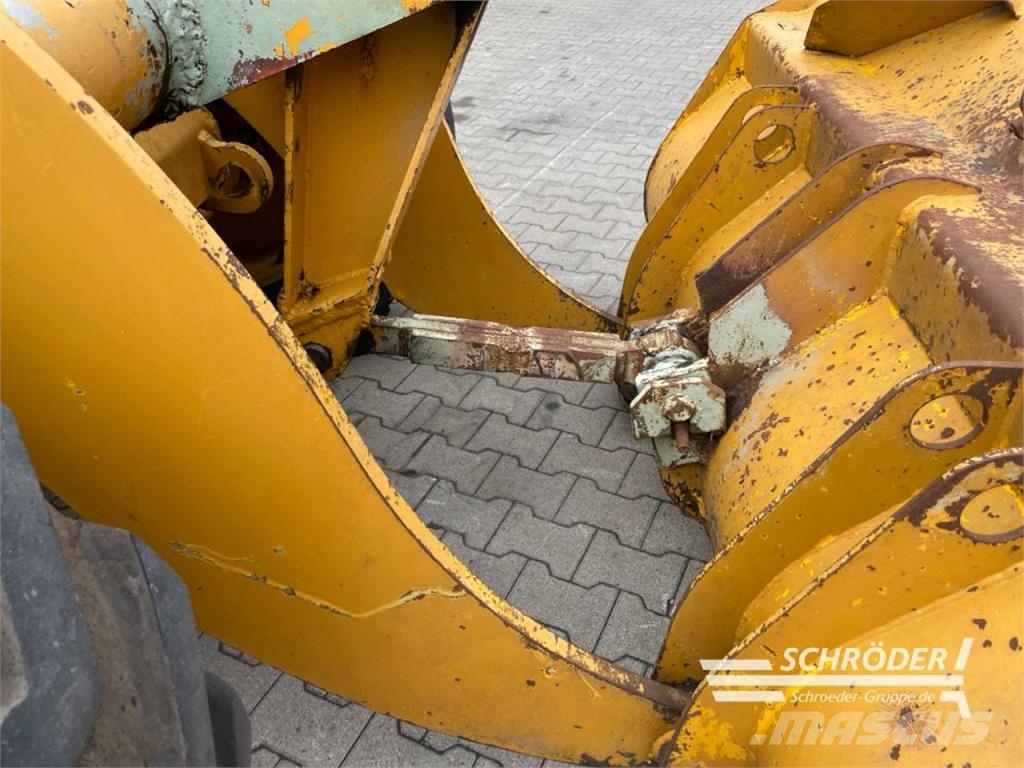 Case IH 5150 لوادر بعجل