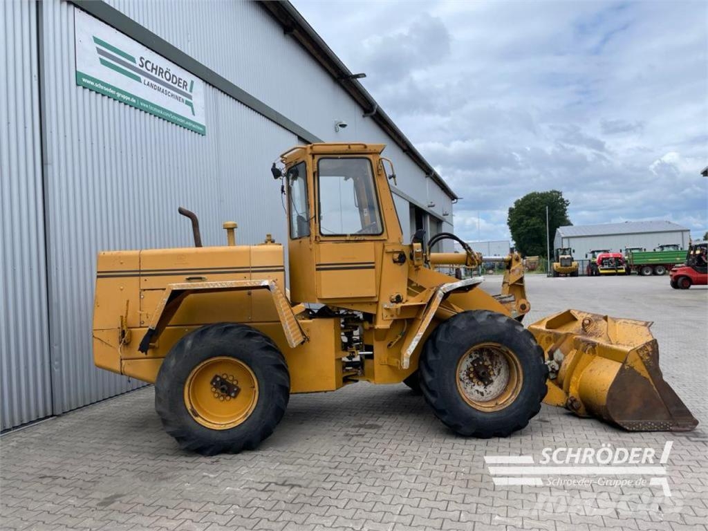 Case IH 5150 لوادر بعجل