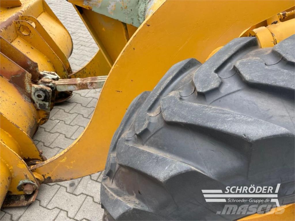 Case IH 5150 لوادر بعجل