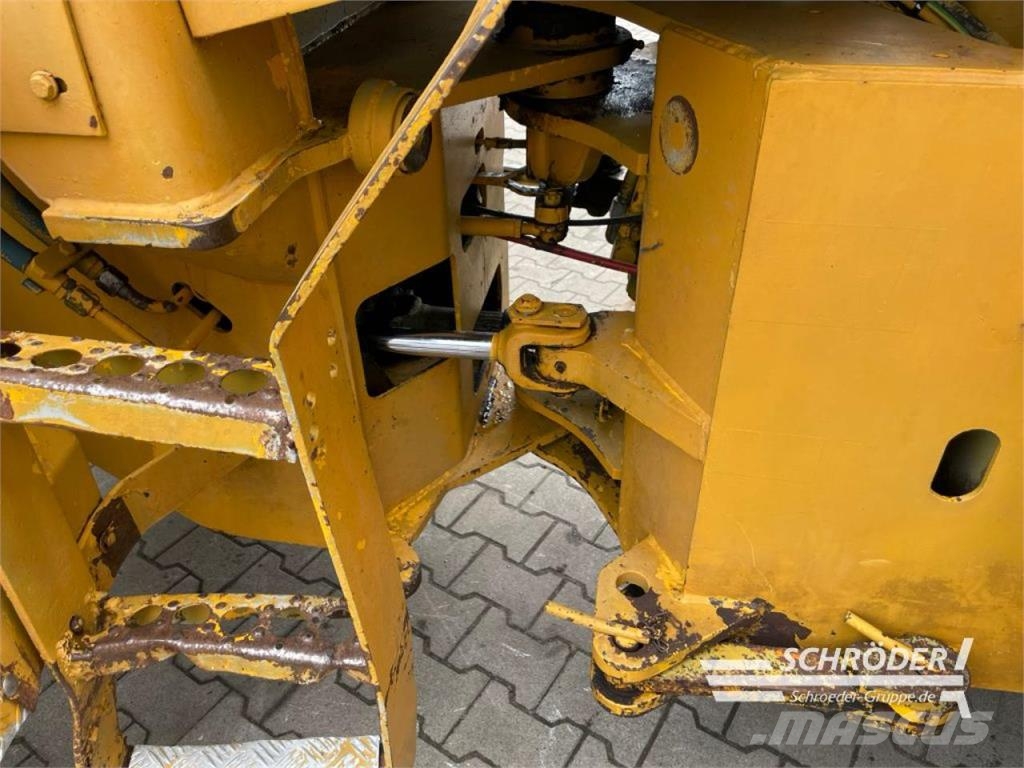 Case IH 5150 لوادر بعجل